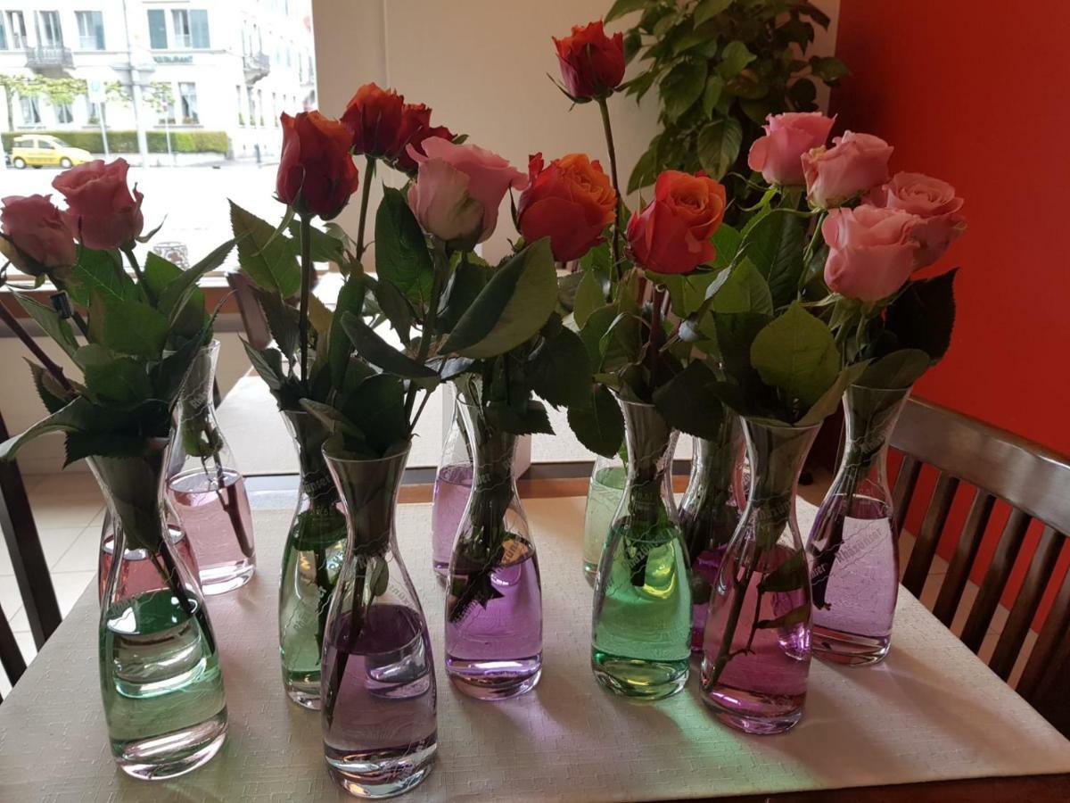 Hotel & Restaurant Stadthof Гларус Екстериор снимка