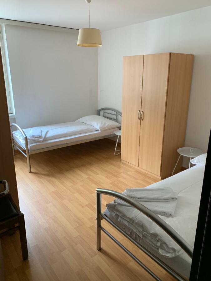 Hotel & Restaurant Stadthof Гларус Екстериор снимка